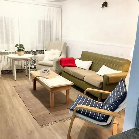 Charming House In Del Cid With Garden And Terrace Σπίτι διακοπών El Poyo
