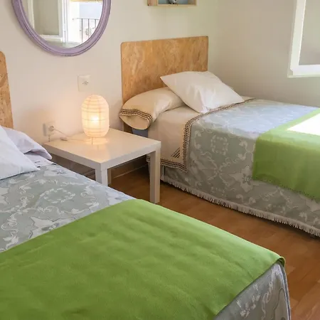 Σπίτι διακοπών Charming House In Del Cid With Garden And Terrace El Poyo