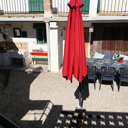 Σπίτι διακοπών Charming House In Del Cid With Garden And Terrace